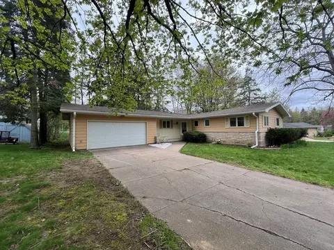 1105 Gilbert St, Wausau, WI 54403