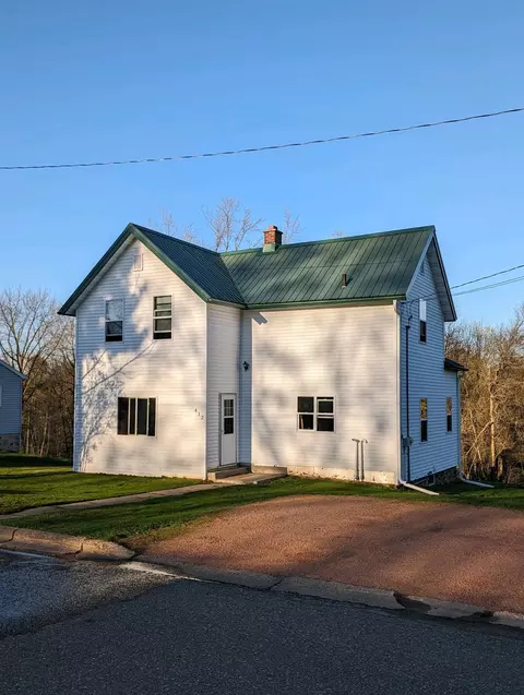 412 Allen St, Athens, WI 54411