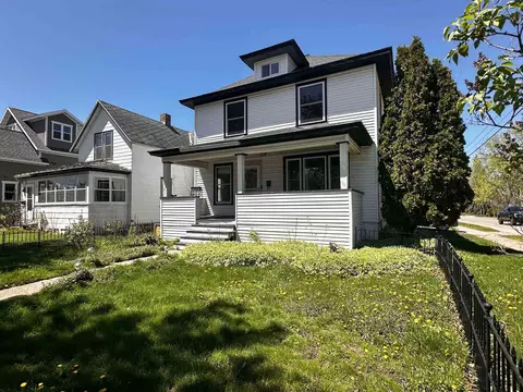 400 S Cherry Ave, Marshfield, WI 54449
