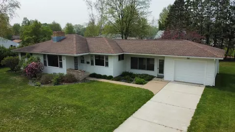 705 10th St, Mosinee, WI 54455