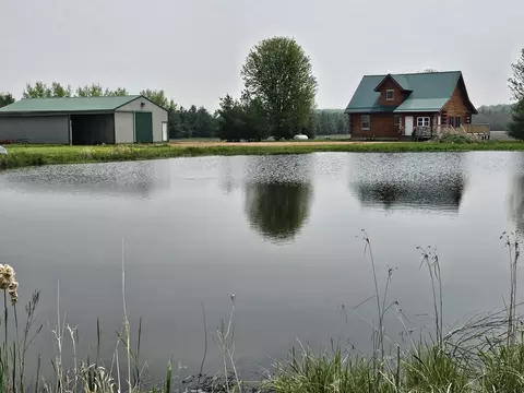 208326 Andrews Rd, Spencer, WI 54479