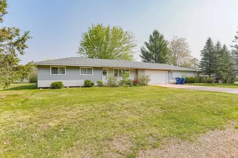 2050 Pine Rd, Kronenwetter, WI 54455