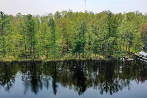 w7951 Perkinstown Avenue, Medford, WI 54451