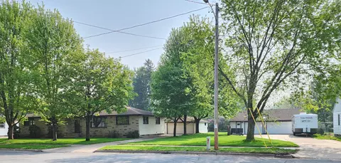 1817 Welsby Ave, Stevens Point, WI 54481