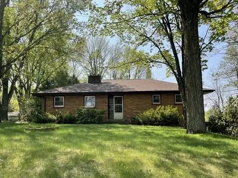 210 E Conrad Dr, Medford, WI 54451