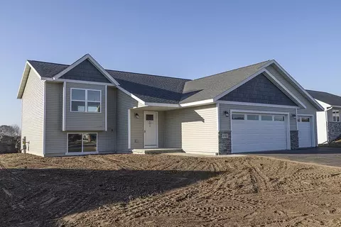 765 Green Pastures Trl, Plover, WI 54467