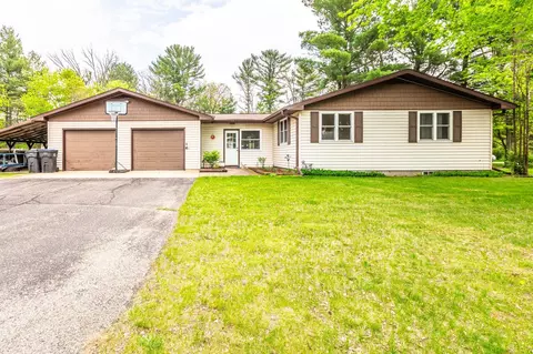 2300 Opportunity Ln, Plover, WI 54467