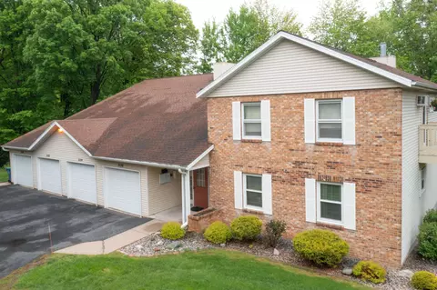 3122 Westhill Dr, Wausau, WI 54401