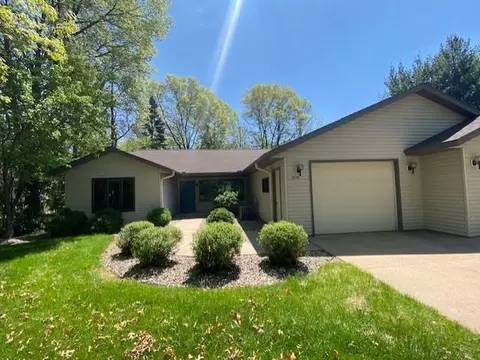 3219 Yvonne Dr, Stevens Point, WI 54481