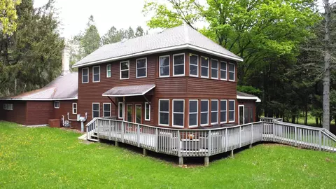 n9716 Us 45, Summit Lake, WI 54485