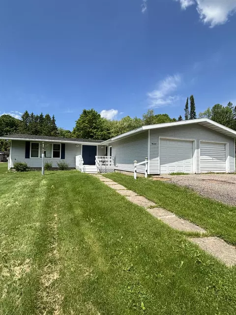n7737 4th Street, Eland, WI 54427
