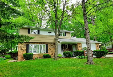 2002 Hemlock Ave, Weston, WI 54476