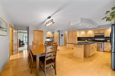 1206 W Jefferson St, Marshfield, WI 54449 photo 8