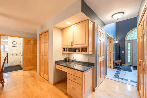 1206 W Jefferson St, Marshfield, WI 54449 photo 3
