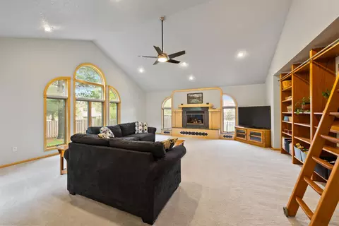 1206 W Jefferson St, Marshfield, WI 54449 photo 10