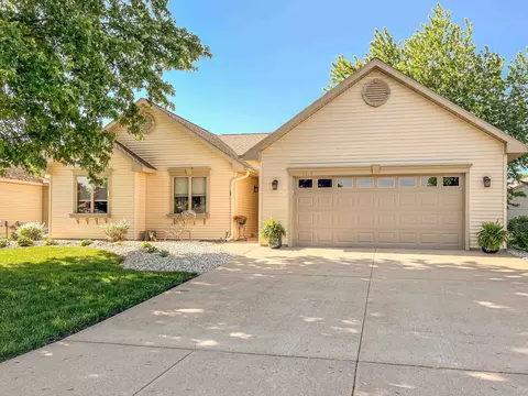 1420 Rosewood Ave, Wisconsin Rapids, WI 54494