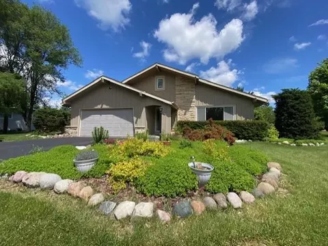 n98w15654 School Rd, Germantown, WI 53022