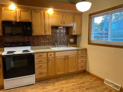 2316 Post Rd, Stevens Point, WI 54481 photo 8