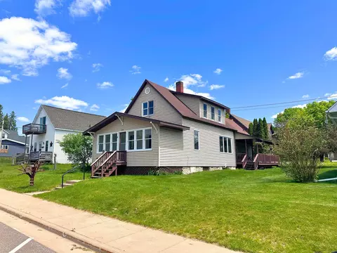 274 N 2nd Ave, Park Falls, WI 54552