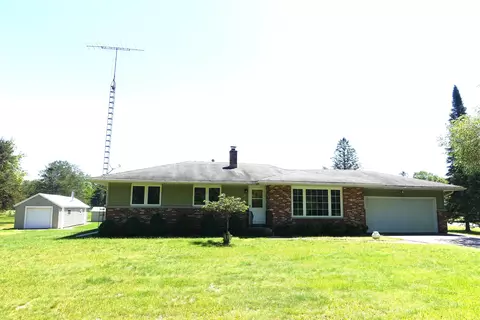 129 Brilowski Rd N, Stevens Point, WI 54482
