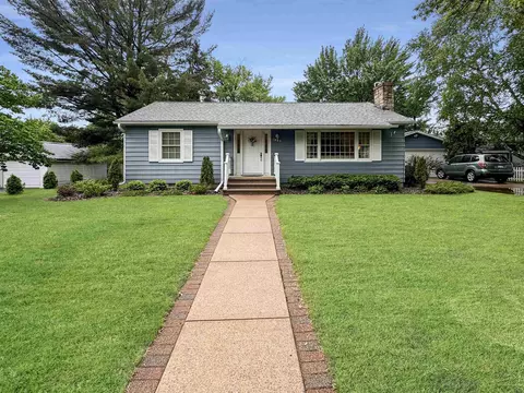 1805 E 3rd St, Merrill, WI 54452