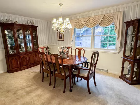 Dining - 1805 E 3rd St, Merrill, WI 54452 photo 2 of 4