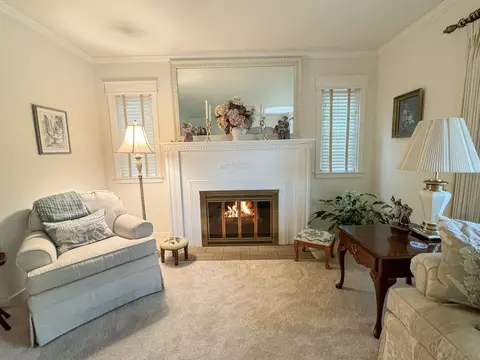 Living - 1805 E 3rd St, Merrill, WI 54452 photo 3 of 8