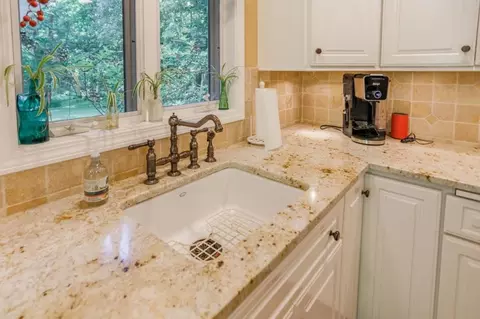 Kitchen - 168050 River Rd, Ringle, WI 54471 photo 4 of 6