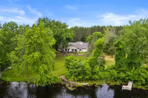 2911 Rainbow Dr, Plover, WI 54467
