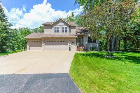 1123 W Onstad Dr, Marshfield, WI 54449