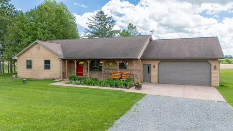 1380 County Road A, New Hope, WI 54407