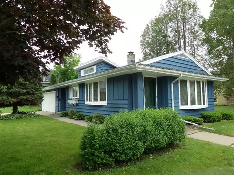 305 7th Ave, Antigo, WI 54409
