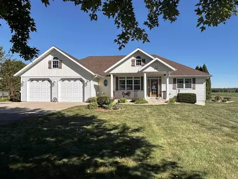 7382 Mill Creek Dr, Marshfield, WI 54449