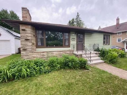 2717 Algoma St, Stevens Point, WI 54481