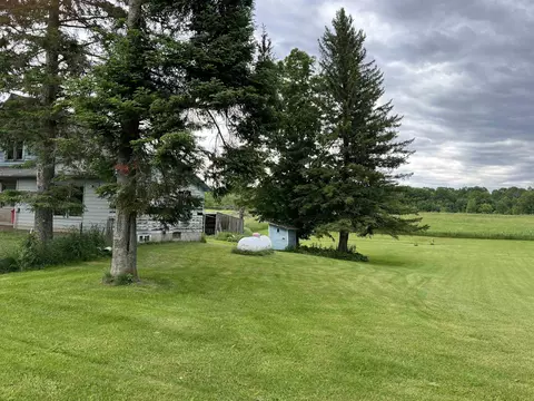n8066 Raspberry Road, Wittenberg, WI 54499 photo 3