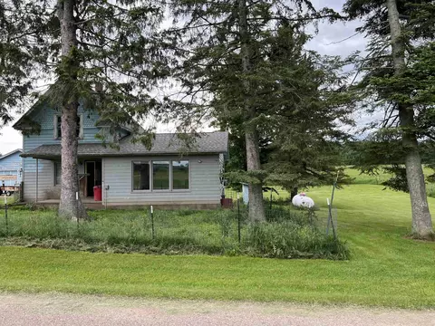 n8066 Raspberry Road, Wittenberg, WI 54499 photo 2