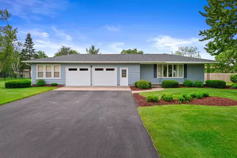 5449 Flicker Ln, Stevens Point, WI 54482