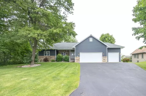 2310 Burton Ave, Kronenwetter, WI 54455