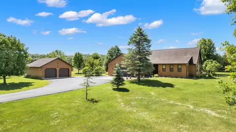 6350 County Road K, Amherst, WI 54406