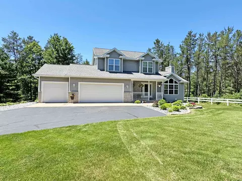 150398 Crimson Rd, Wausau, WI 54401