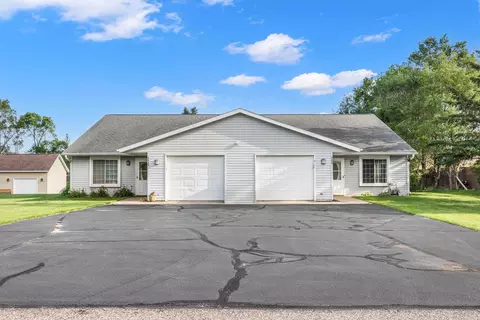 5323-5325 Woodland Cir, Stevens Point, WI 54482