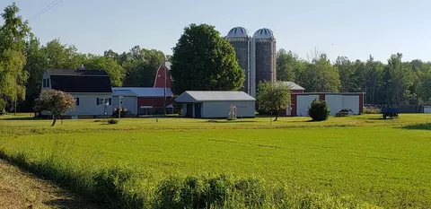 235275 N Pole Rd, Birnamwood, WI 54414