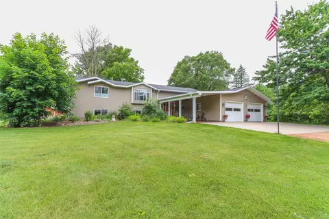 202 County Rd E, Stevens Point, WI 54481