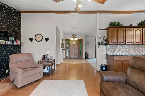 Entry Way - 215 Sharp Ave, Reeseville, WI 53579 photo 1 of 4