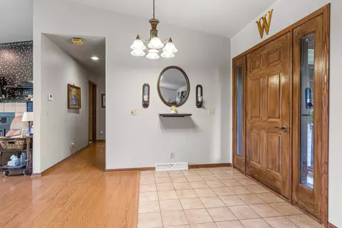 Entry Way - 215 Sharp Ave, Reeseville, WI 53579 photo 3 of 4