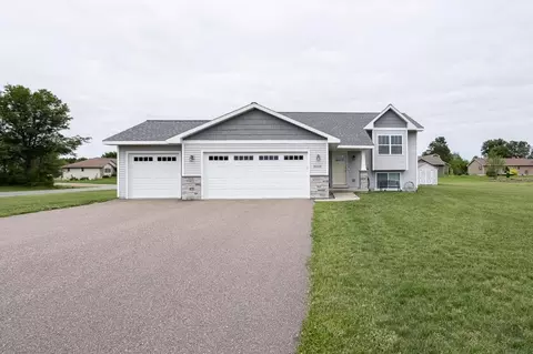 2210 Pond View Pl, Kronenwetter, WI 54455
