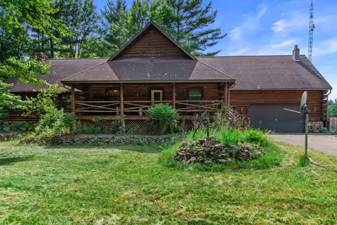 1523 Robin Ln, Stevens Point, WI 54481