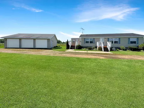 232385 Silver Leaf Rd, Athens, WI 54411