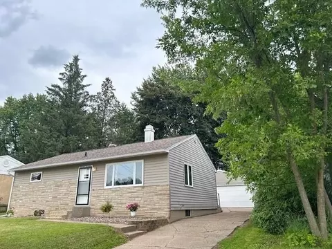 1417 N 3rd Ave, Wausau, WI 54401