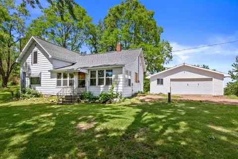5507 State Highway 186, Vesper, WI 54489